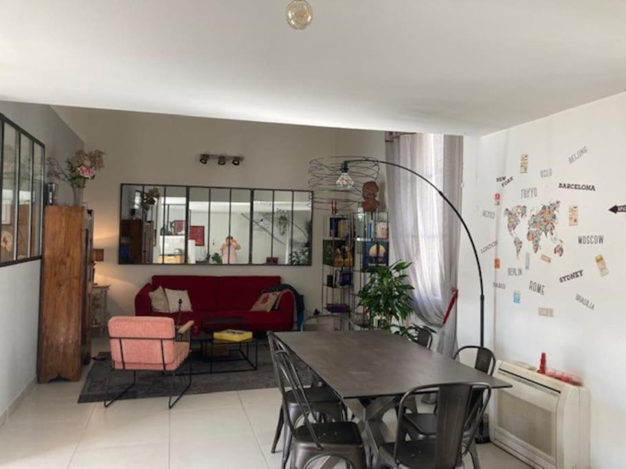 Loft Au Coeur De Nimes Apartment Екстериор снимка